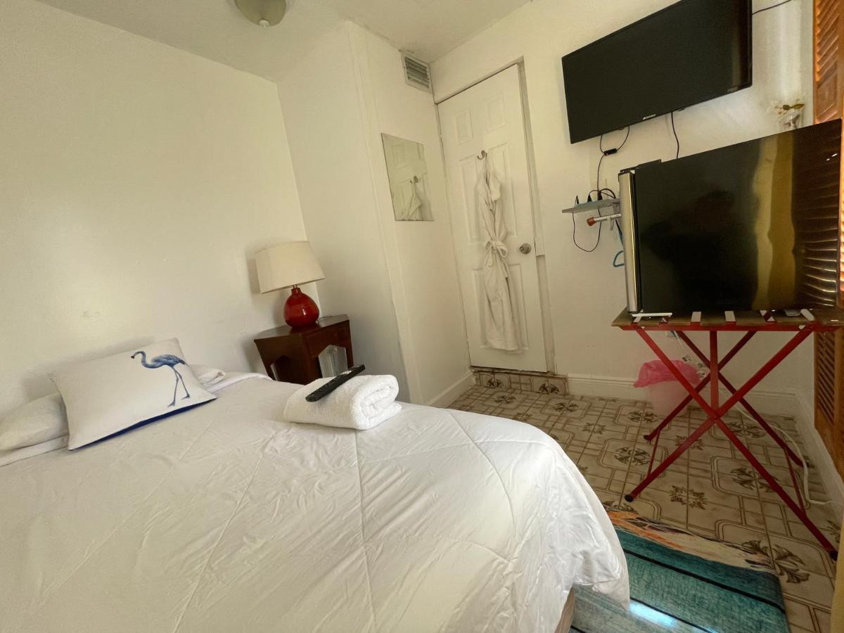 Habitacion Centrica Calle 8 Miami Bagian luar foto