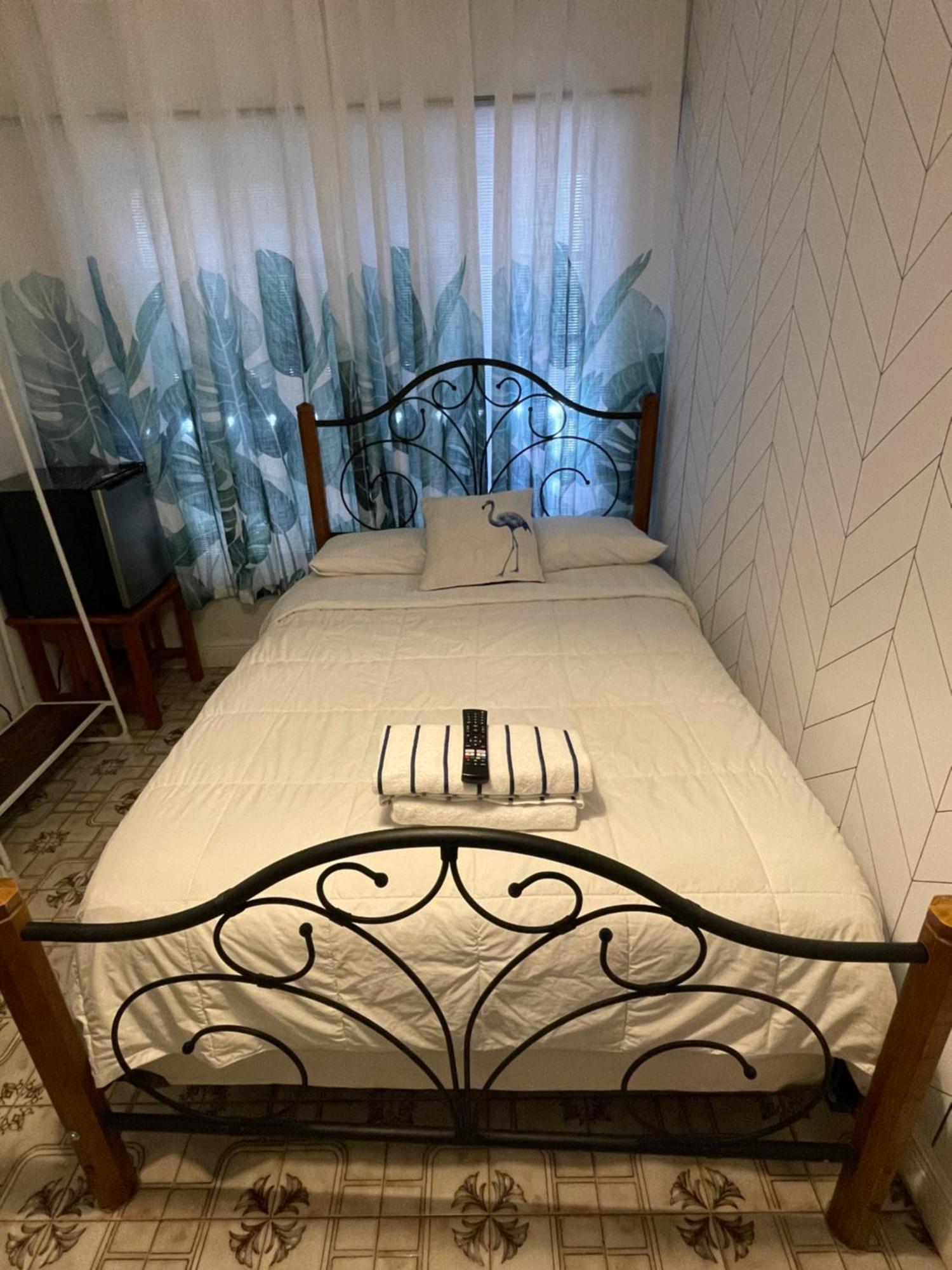 Habitacion Centrica Calle 8 Miami Bagian luar foto